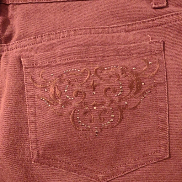 Gloria Vanderbilt Amanda Capri pants - Picture 3 of 6
